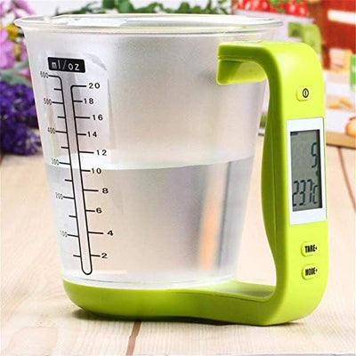 Tasse à mesurer et balance